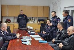 Exercițiu de verificare a modului de gestionare a unei situații de urgență de către autoritățile locale, la Vârfu Câmpului - FOTO