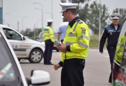 Acțiunea polițiștilor rutieri pentru combaterea transportului ilegal de persoane. „Pirații rutieri” în atenția polițiștilor