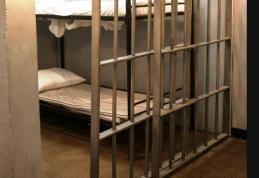 Tânăr condamnat la 2 ani de închisoare pentru conducere fără permis