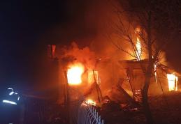 Incendiu violent produs în comuna Havârna