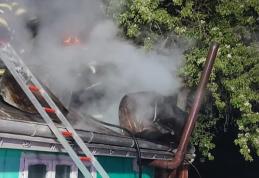 Casa unei familii din comuna Trușești în pericol în urma unui incendiu izbucnit în jurul coșului de fum