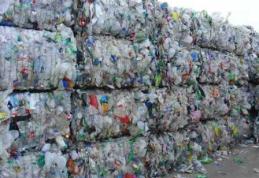 Atenţie: Reciclarea plasticului este foarte importantă