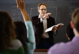 Rezidenţiat pentru profesorii români. Ajung la catedră după 6 ani de studiu
