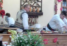 Sorin Gînga promovează din nou comuna Văculeşti la Etno TV