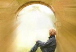 SFAT: 13 lucruri pe care le-aş face dacă aș putea da timpul înapoi