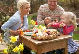 Tradiţii în a doua şi a treia zi de Paşti