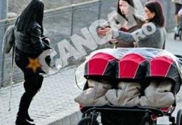 Şoferi, feriţi-vă, trec tripleţii Nicoletei Luciu! Căruciorul n-are loc pe trotuar!