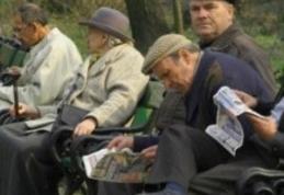 Pensionarii vor plăti CAS doar la diferenţa de bani care depăşeşte 740 de lei