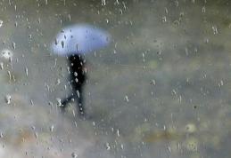 Vreme în general instabilă şi în răcire uşoară