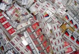 Peste 1000 de pachete de ţigări de contrabandă confiscate de poliţişti