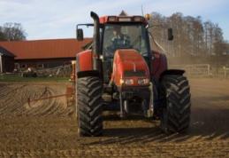 Taxa pentru utilajele agricole înregistrate va fi eliminată!