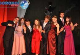 Distracţie şi voie bună la spectacolul aniversar al trupei One Two Step [VIDEO/FOTO]