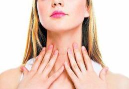 Protejează-ţi pielea gâtului şi a decolteului!