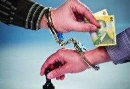 Polițiștii desfășoară campania „Mita și votul ilegal însemnă închisoare!” 