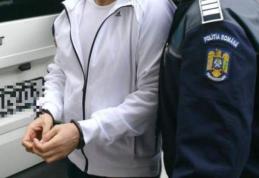 Tânărul care a jefuit doi dorohoieni a fost reținut de polițiști