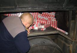Cursa regulată cu sute de mii de ţigarete de contrabandă