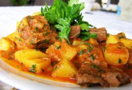 Gulaș cu carne de porc
