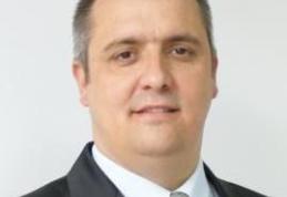 Relu Târzioru, primarul oraşului Săveni, nominalizat la Gala Premiilor „Confidenţial”