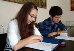 Întâlnirea Cenaclului EDITOR: Eseu, Poezie, Adâncimea interpretării