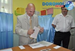 Ioan Muha a votat alături de soţie, la Grădiniţa nr.4