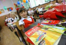 Din anul şcolar viitor, elevii vor avea manuale noi