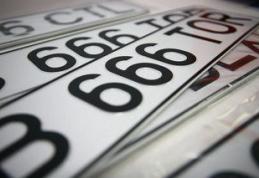 Conducere auto cu numere false de înmatriculare
