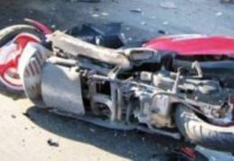 Broscăuți: Deși consumase alcool s-a urcat pe moped și a provocat un accident