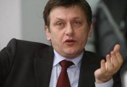 Cine va prelua ŞEFIA PNL, după retragerea lui Crin Antonescu?