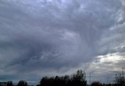 Prognoză ANM: Vreme schimbătoare, cu perioade caniculare şi zile de instabilitate atmosferică până pe 30 iulie