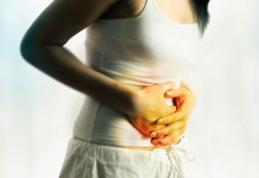 Soluţii magice care vindecă durerile de stomac. Cum să te tratezi?