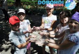 Dorohoi:  Jocuri şi activităţi diverse pentru a doua grupă de copii la Centrul de Zi „Jurjac” - FOTO