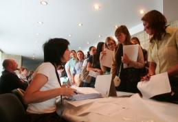 Lucrătorii români nu mai au restricții pe piața irlandeză a forței de muncă