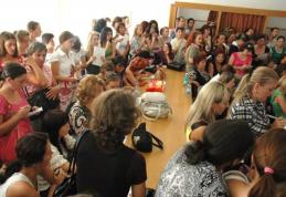 Aproape şase candidaţi pe un post titularizabil în învăţământ