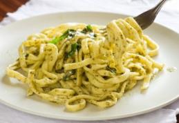 Tagliatelle cu sos de smântână