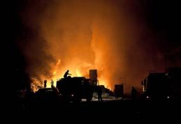 Incendiu la autobaza unei firme de transport din Botoșani