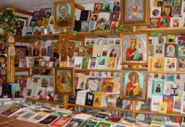 Poliția icoanelor: cum vrea Biserica să pună monopol pe cruciulițe într-o afacere de milioane