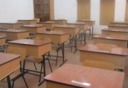 Schimbări în noul an școlar: Elevii şi cadrele didactice nu vor mai face de serviciu în şcoală!