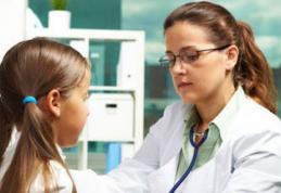 Părinţii plătesc analizele şi consultaţiile pentru înscrierea copiilor la grădiniţă şi la şcoală