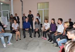 Clubul Copiilor şi Elevilor Dorohoi: O Europă, mai multe limbi