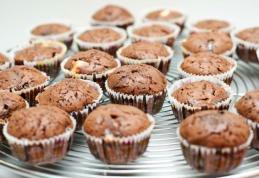 Brioșe cu ciocolată