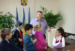 Cu clasa a III-a în vizită la Palatul Administrativ