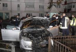 Vezi care este cauza probabilă a incendiului produs la un autoturism în dimineaţa zilei de 24 octombrie