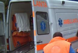 A ajuns în stare gravă la spital după ce a pierdut controlul mopedului pe care îl conducea