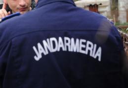 Tânăr cercetat după ce a furat o sticlă de băutură și a provocat distrugeri la un bar din Dorohoi