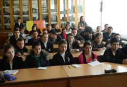 Patrula de reciclare acum şi la Liceul „Regina Maria” Dorohoi - FOTO