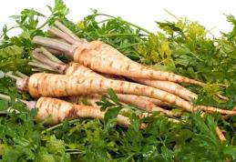 Frunzele de pătrunjel calmează febra