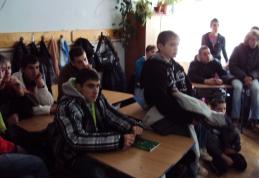 Liceul Tehnologic Special „Ion Pillat”  Dorohoi : „1 Decembrie - file de istorie”