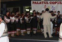 Ziua Naţională a României sărbătorită de Ansamblul Mugurelul -Mărgineanca la Alba Iulia - FOTO