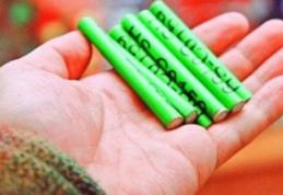 Elevii care aduc în şcoli petarde, sancţionaţi drastic, până la exmatriculare