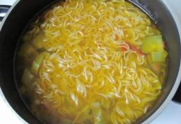 Supa la plic: Efecte devastatoare pentru sănătate. Mănânci şi plângi!